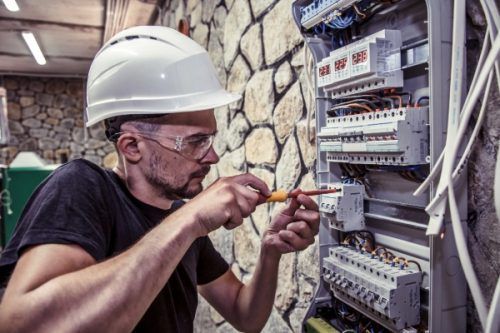 Curso instalaciones en locales de pública concurrencia y garajes